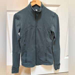 Lululemon Define jacket in teal green/ Gray Full-Zip. Size 6.